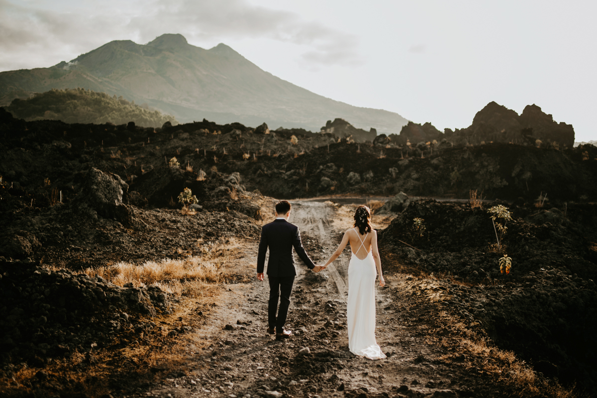 Bali's Natural Backdrops: A Prewedding Location Guide